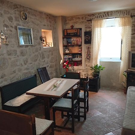 Apartment Radovic Kotor Exteriör bild