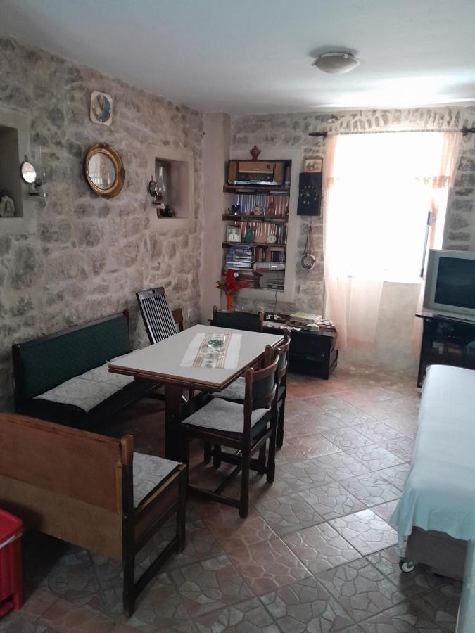 Apartment Radovic Kotor Exteriör bild